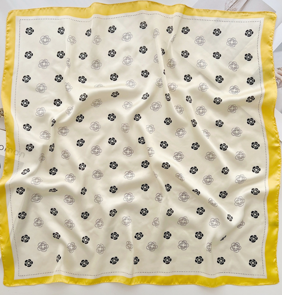 Foulard carré soie